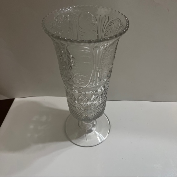 Duncan and Miller Sandwich Clear Glass Vase - Picture 7 of 12